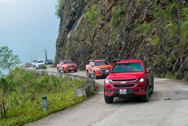 Chinh phục 3 cột mốc biên giới với Chevrolet Colorado 2018 ảnh 2