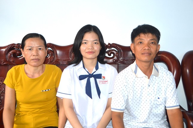 2 thủ khoa miền Tây tiết lộ bí quyết học tập đơn giản, hiệu quả cao ảnh 2