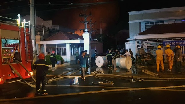Cháy lớn tại công ty nhựa ở khu công nghiệp Trà Nóc - Cần Thơ ảnh 7