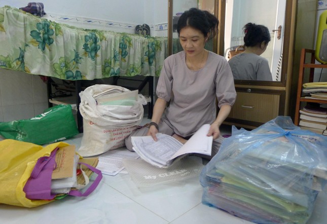 Bị đuổi việc vì làm mất quỹ 600 ngàn, gần 10 năm gửi đơn xin cứu xét ảnh 1