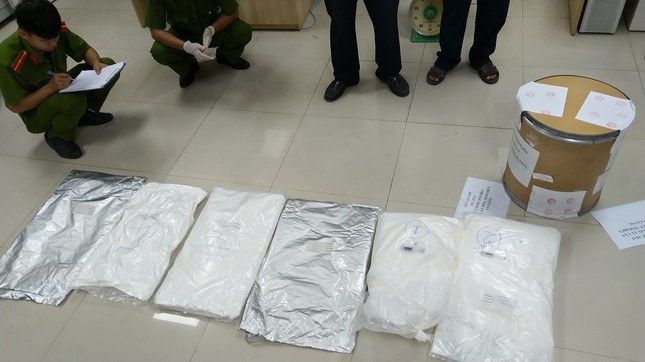 Thu hàng chục kg ma tuý cất giấu trong kho hàng gần biên giới An Giang ảnh 2