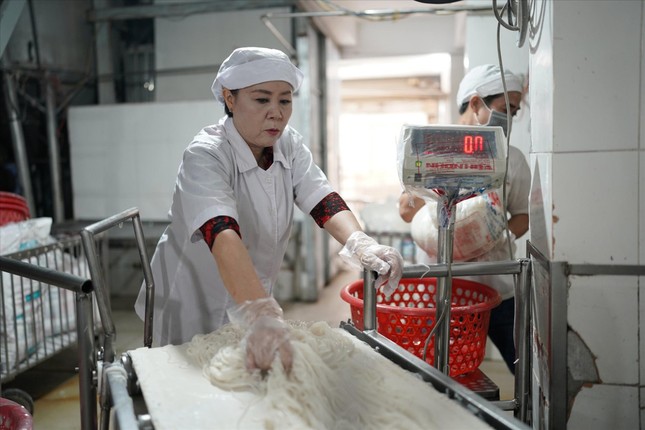 'Nhấp nhổm' theo giá gạo ảnh 1