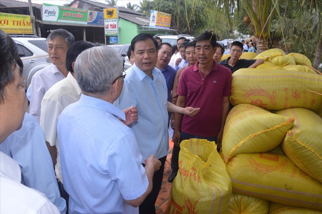 Hạn mặn khốc liệt hơn nhiều năm trước ảnh 1