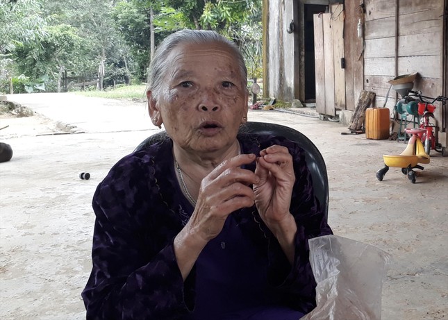Phát lộ hàng tạ vàng sau trận mưa ảnh 1