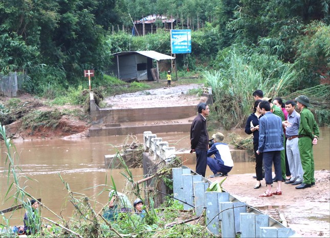 Dân vùng trũng Đà Nẵng lại lo chạy lụt, Hà Tĩnh di dời khẩn cấp hàng ngàn dân ảnh 1