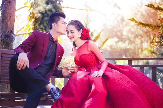 Lâm Khánh Chi dọn về nhà ba mẹ ruột, “cơm không lành canh không ngọt” với chồng kém 8 tuổi ảnh 1