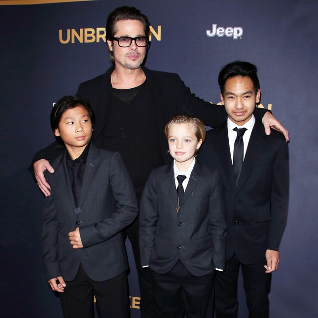 Dẫu bố mẹ ly hôn, các con nhà Brad Pitt - Angelina Jolie vẫn đón sinh nhật bên nhau ảnh 3