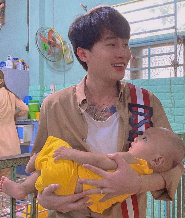 Jack gửi tặng người dân Đà Nẵng 200.000 khẩu trang phòng chống dịch COVID-19 ảnh 2