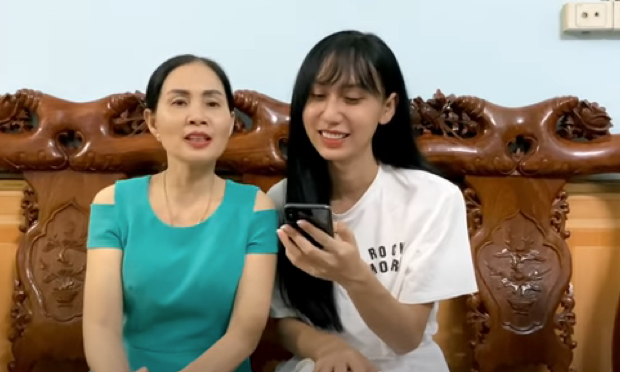 Mẹ Lynk Lee: “Nếu cứ gồng mình lên để sống thì lúc nào cũng buồn“ ảnh 2