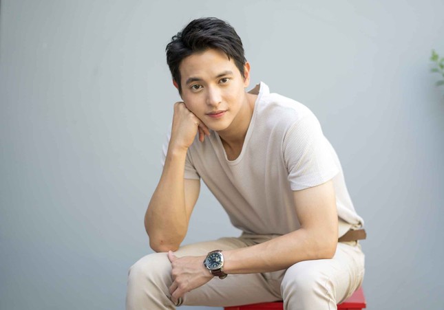 “Hoàng tử nụ cười” James Jirayu hội ngộ “Nữ thần rắn” Taew Natapohn trong dự án mới ảnh 3