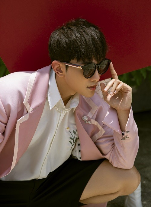 Hai idol nhóm nhạc K-Pop người Việt tung ảnh đôi cực tình tứ, fan liên tục “đẩy thuyền“ ảnh 2