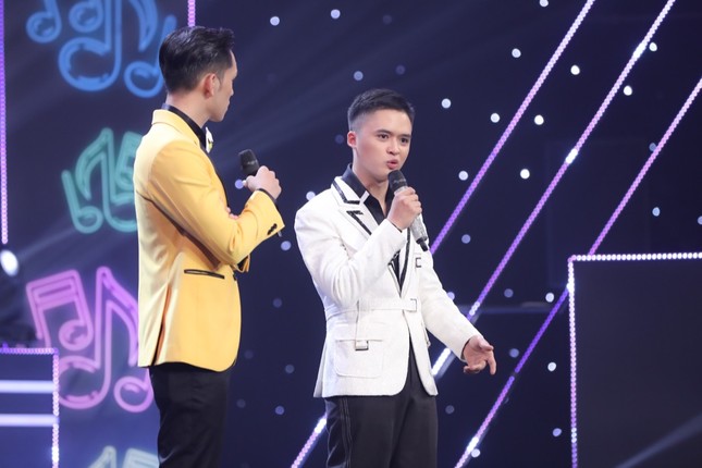 Quán quân 4 cuộc thi cay đắng kể chuyện bị khán giả ném trứng, giày dép lên sân khấu ảnh 2