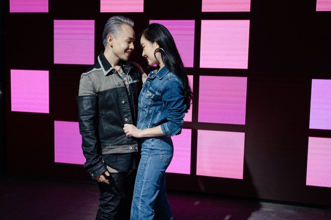 Binz kể chuyện tình showbiz, nắm tay người yêu bỏ chạy khỏi paparazzi trong MV mới ảnh 5