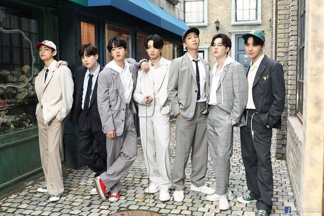HOT: Thử thách #LifeGoesOn của BTS xác lập kỷ lục trên TikTok trong vỏn vẹn 15 ngày ảnh 3