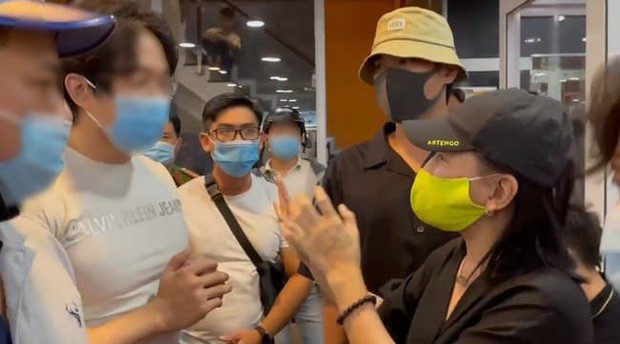 Diễn viên Cát Phượng gây tranh cãi khi phản pháo gay gắt lời nhắc nhở của NSND Việt Anh ảnh 3