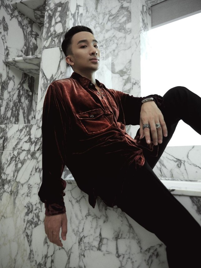 Hoàng Rob tung bộ ảnh “khai pháo” 2021, tiết lộ loạt dự án kết hợp cùng Touliver, SlimV ảnh 2