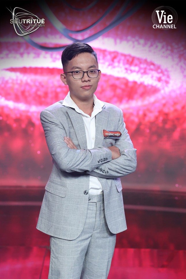 “Siêu Trí Tuệ“: “Phù thủy toán học” Huy Hoàng trở lại từ lời thách đấu của đối thủ 19 tuổi ảnh 3