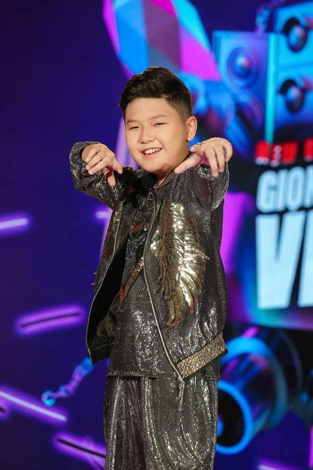 Big Daddy - Emily hai lần nhìn thí sinh yêu thích về đội đối thủ, nắm được “át chủ bài” phút chót ảnh 7