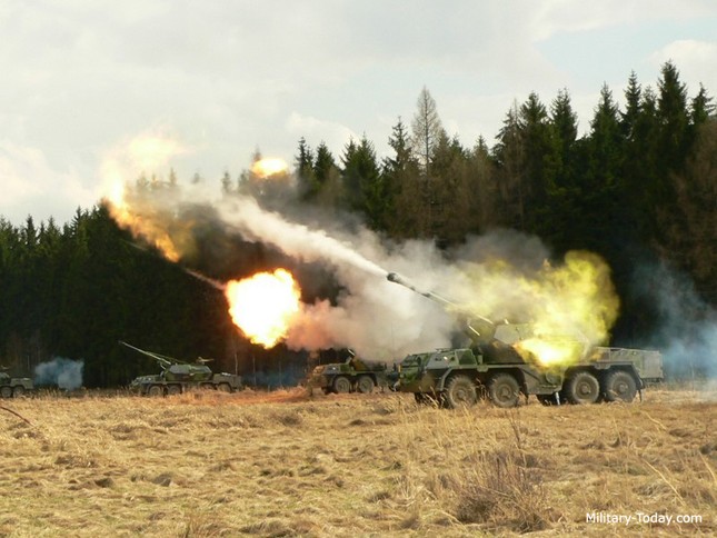 Nga công bố video Cộng hòa Séc cung cấp pháo tự hành DANA M2 cho Ukraine ảnh 4