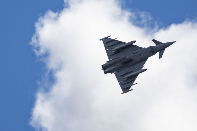 Anh chuyển chiến đấu cơ Eurofighter Typhoons đến căn cứ gần Nga - Ảnh 4.