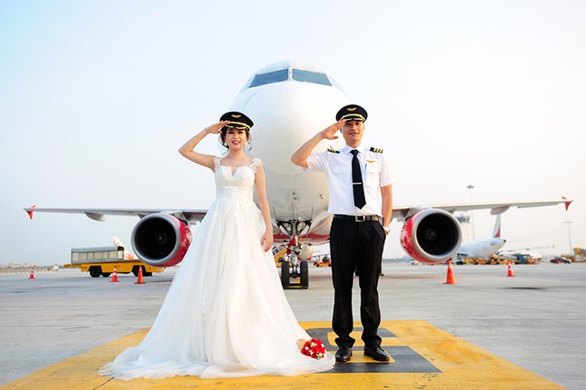 Hành trình trở thành cơ trưởng của nữ tiếp viên xinh đẹp ảnh 2