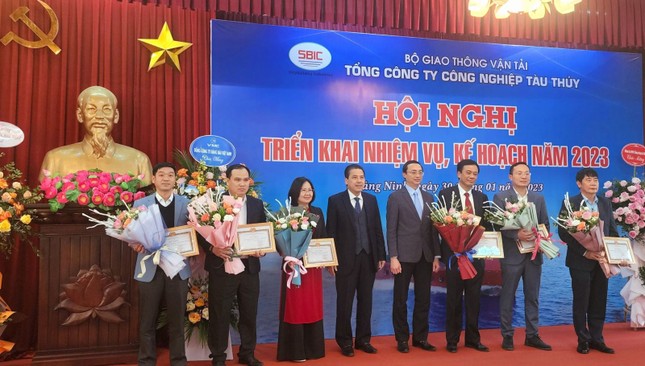 Tổng Công ty Công nghiệp tàu thủy tích tiền để trả nợ ảnh 1