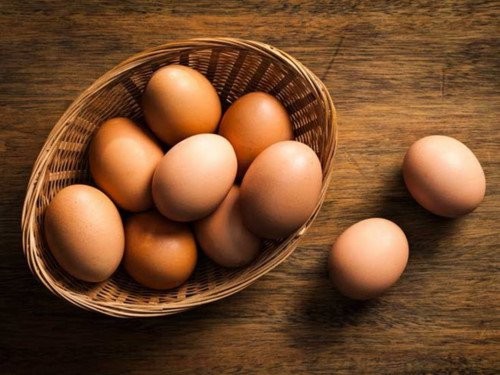 Thực phẩm 'rẻ bèo' bán đầy chợ là 'thần dược' cho mắt vừa sáng vừa đẹp ảnh 2