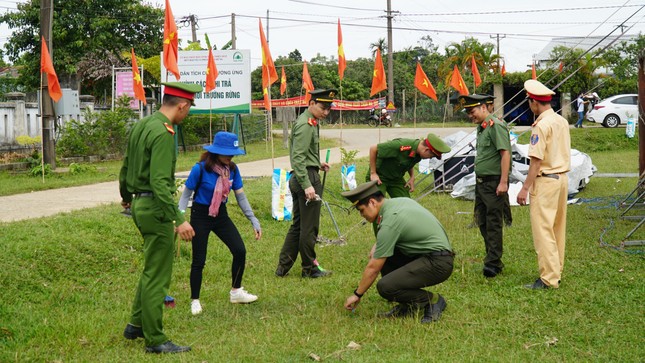 Thanh niên tình nguyện hè 2023 tại TT-Huế: Tạo dấu ấn xã hội tích cực ảnh 13