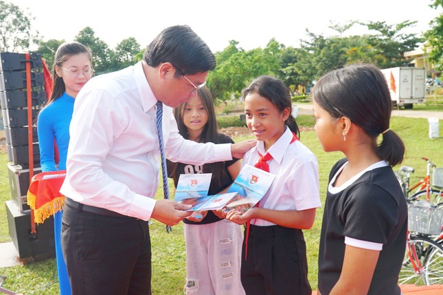 Thanh niên tình nguyện hè 2023 tại TT-Huế: Tạo dấu ấn xã hội tích cực ảnh 5