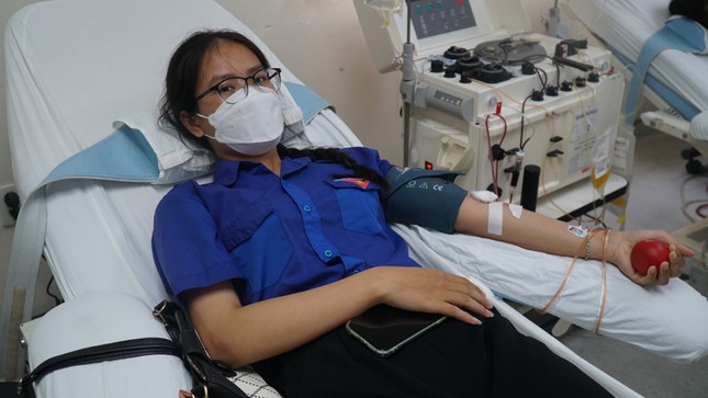 Thanh niên Huế hiến tiểu cầu cho bệnh nhi được phẫu thuật tim miễn phí ảnh 9