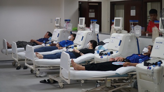 Thanh niên Huế hiến tiểu cầu cho bệnh nhi được phẫu thuật tim miễn phí ảnh 10