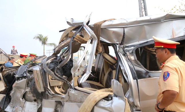Vụ tai nạn làm 8 người chết ở Quảng Nam: Xe khách chở vượt số người quy định, chạy quá tốc độ ảnh 1