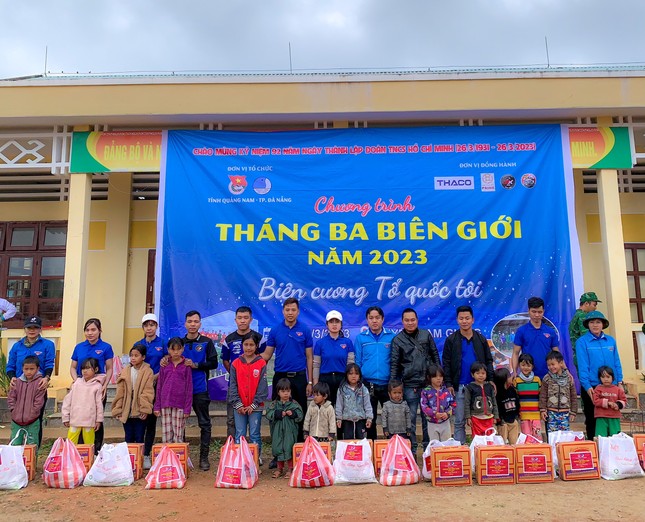Ấm áp, sôi nổi Tháng Ba biên giới ở vùng biên giới xứ Quảng ảnh 3