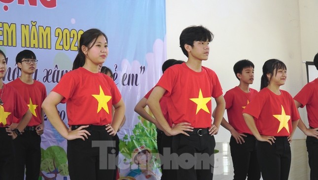 Tuổi trẻ TT-Huế phát động tháng cao điểm vì trẻ em ảnh 7
