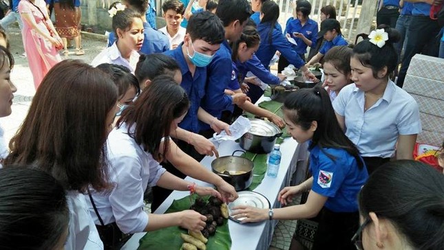 Tổ chức mừng Tết BunPiMay cho sinh viên Lào ảnh 1