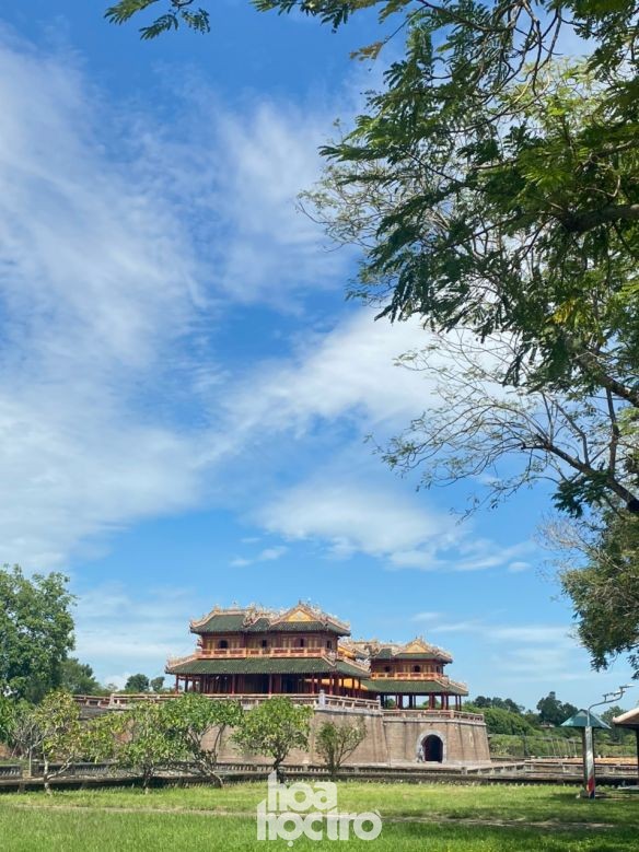 Cảnh tượng bất ngờ của thành phố Huế sau ảnh hưởng của cơn bão số 9 ảnh 2