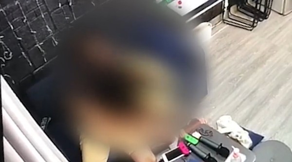 Hồng Kông: Netizen phẫn nộ khi loạt clip nhạy cảm của khách thuê phòng bị phát tán ảnh 3