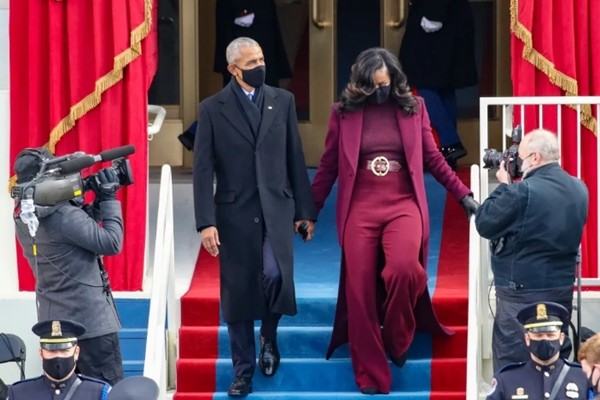 Trang phục tím tràn ngập trong Lễ Nhậm Chức của Joe Biden - Kamala Harris, tại sao vậy? ảnh 3