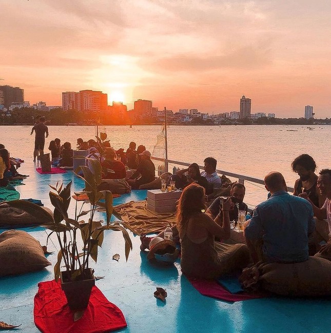 Hai địa điểm ngắm hoàng hôn lãng mạn, view sống ảo “đỉnh của chóp” tại phía Đông Sài Gòn ảnh 8