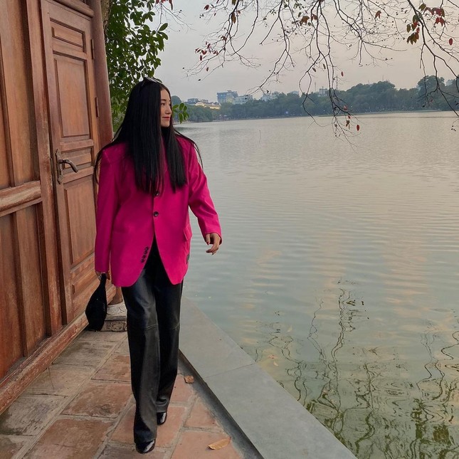 Loạt hot girl, rich kid đầu năm mới: Rạng rỡ váy xinh, khoe sương sương tiền lì xì khủng ảnh 3