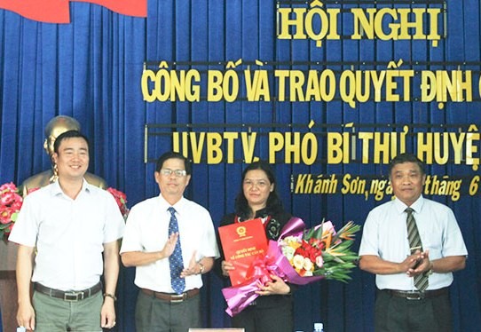 Điều động, bổ nhiệm nhân sự 9 địa phương ảnh 10