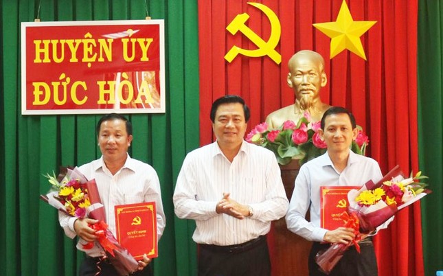 Điều động, bổ nhiệm nhân sự 9 địa phương ảnh 1