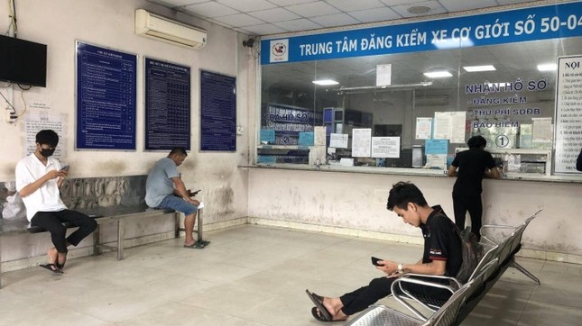 Cảnh lạ tại các Trung tâm đăng kiểm phía Nam sau nhiều ngày căng thẳng ảnh 4