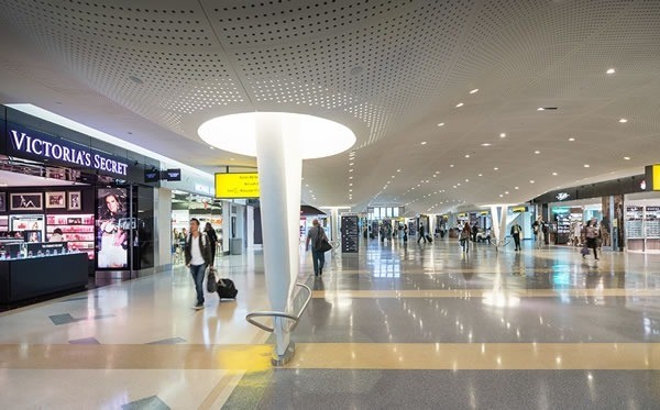 Những sân bay có khu mua sắm miễn thuế tốt nhất thế giới ảnh 2