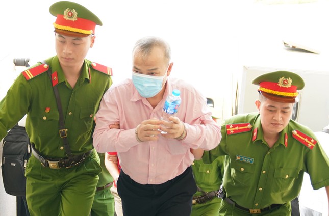 Vụ chuyến bay giải cứu: ‘Văn hóa phong bì’...lòng tham hay cám dỗ? ảnh 2