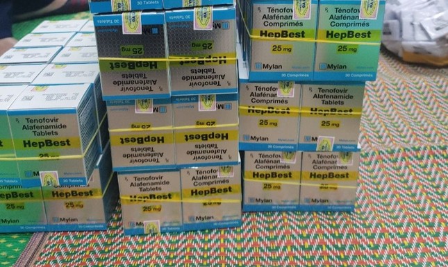 Chuyển hồ sơ sang cơ quan điều tra vụ sản xuất thuốc giả ở Hà Nội ảnh 1