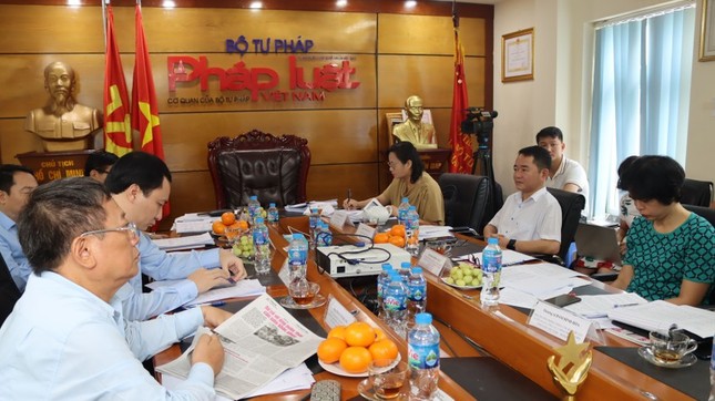Lựa chọn công tâm, khách quan, tôn vinh những gương sáng pháp luật điển hình ảnh 1