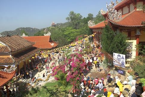 Lễ hội chùa Ông Núi, chiêm ngưỡng tượng Phật ngồi cao nhất Đông Nam Á ảnh 8