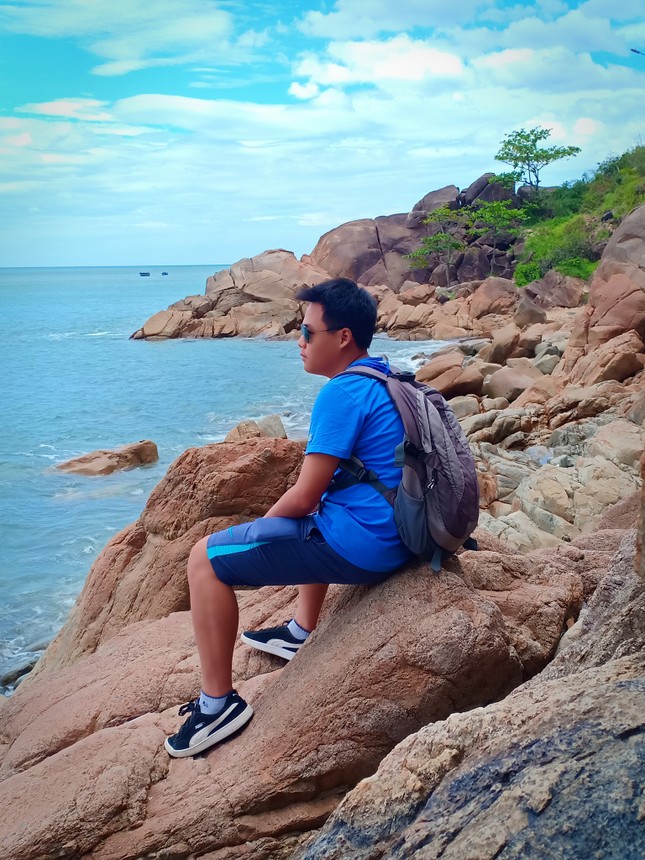 Cậu bạn “Văn Toán song toàn“: Toán đạt 9,6 điểm, Văn cũng suýt soát với 8,75 ảnh 2