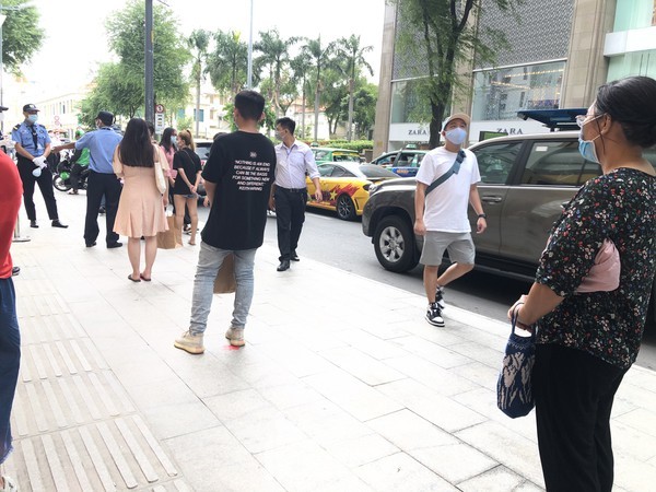 Nhật kí trải nghiệm cửa hàng Muji đầu tiên tại TP.HCM: Điểm hẹn của teen mê “tối giản" ảnh 1